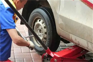 青秀附近拖车24小时服务热线电话